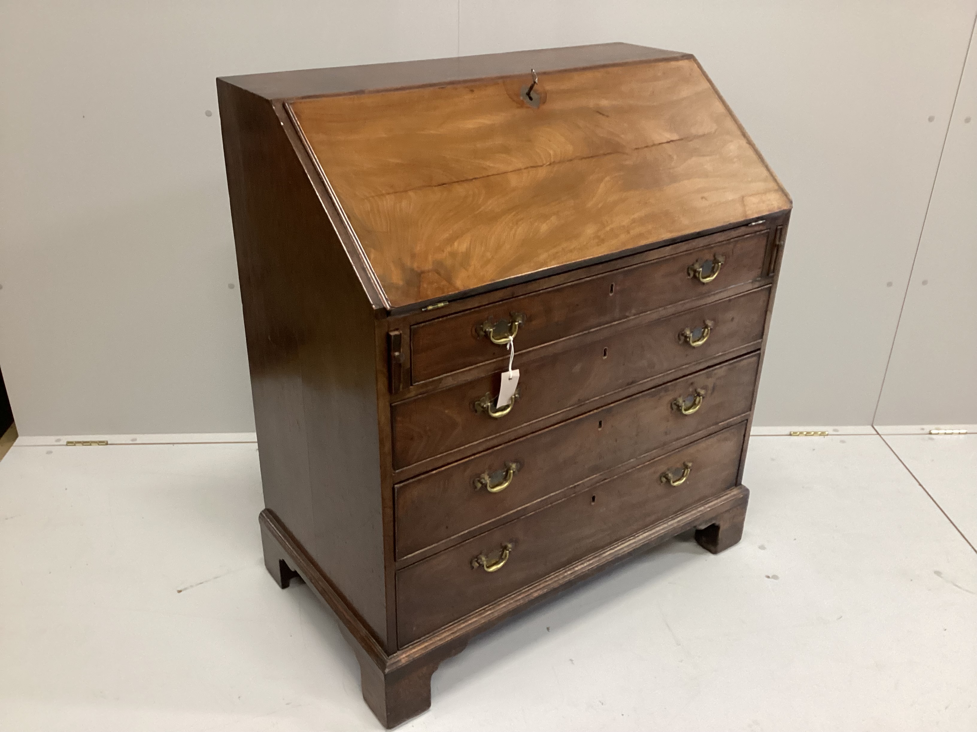 A George III mahogany bureau, width 94cm, depth 54cm, height 106cm
